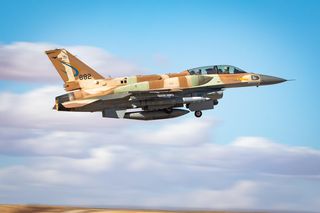 Izrael bombarduje cele Huti w Jemenie. Odwet za atak na lotnisko Ben Guriona