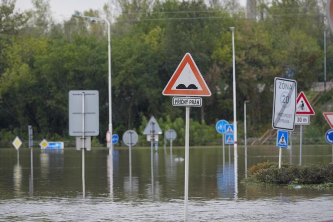 Ścieki z Ostrawy płyną Odrą prosto do Polski! Dramatyczna sytuacja może trwać miesiącami