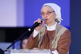 Siostra Chmielewska ostro o wecie prezydenta: „Niech powie moim podopiecznym: spadajcie skąd przyszliście”