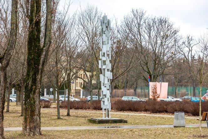 "Galeria samochodowa" w Warszawie na Woli