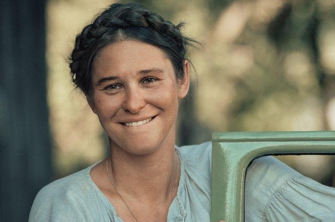 Anna Szymańczyk jako Zośka (nowa postać w filmie Netfliksa)