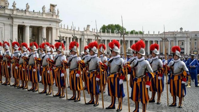 Watykan. Papież Franciszek zabrał głos w Niedzielę Wielkanocną. Oto, co powiedział [ZDJĘCIA]