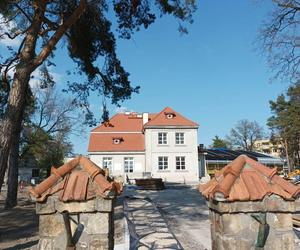 Gmina Starachowice chce wynająć lokal w rewitalizowanym Pałacyku