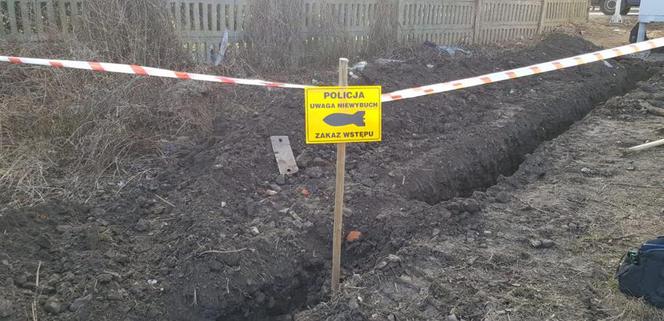 Groźne znalezisko na Podkarpaciu! Wstrzymano ruch pociągów [ZDJĘCIA]