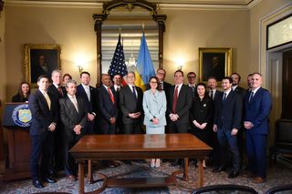 Przełom w negocjacjach. USA i Ukraina podpisały umowę o partnerstwie ekonomicznym. To sygnał dla Rosji