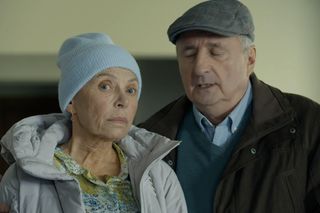 Barwy szczęścia, odcinek 3192: Krystyna (Hanna Bieluszko), Krzysztof Jaworski (Jacek Kałucki)