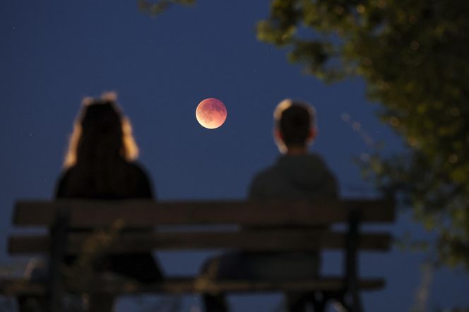 Krwawy Księżyc. Całkowite zaćmienie Księżyca obserwowane na całym Świecie