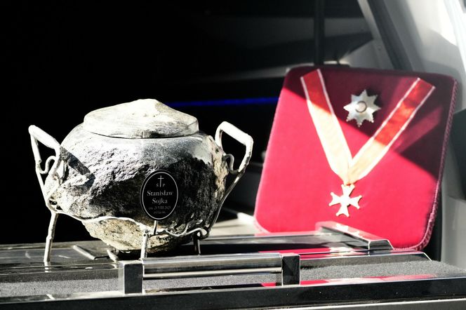 Pogrzeb Stanisława Soyki. Muzyka żegnają tłumy