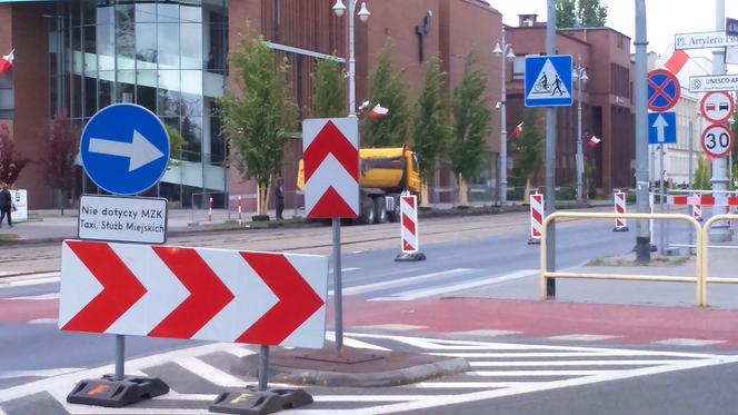 Trwają prace w centrum Torunia. Co sądzą o nich mieszkańcy?