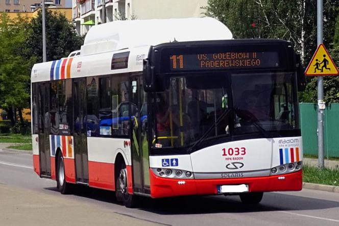 Radom: W autobusach komunikacji miejskiej nadal obowiązuje nakaz zasłanianiem ust oraz nosa 