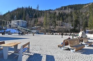Zakopane. Centrum przesiadkowe w Kuźnicach. Słynna patelnia