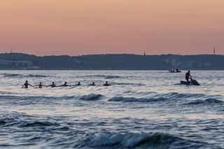 Dramatyczna akcja ratunkowa na plaży w Świnoujściu
