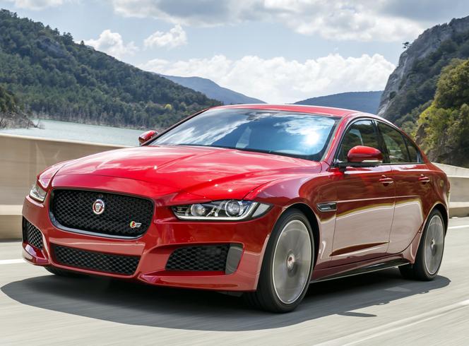 Jaguar XE S