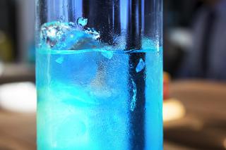  Sherry drink - napój orzeźwiający z dodatkiem blue curaçao