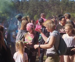 Holi Festival, czyli Święto Kolorów w bydgoskim Myślęcinku [ZDJĘCIA]