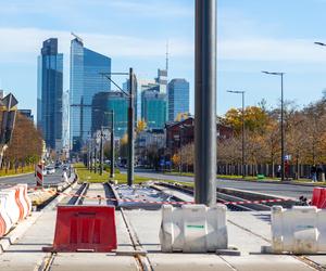 Budowa tramwaju na Kasprzaka (Warszawa, Wola) w listopadzie 2023