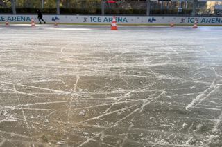 Nowy sezon na lodowisku Słowianki