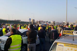 PILNE! Protest taksówkarzy zawieszony! Są wstępne ustalenia