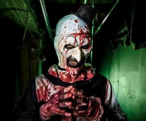 Terrifier 3 będzie filmem świątecznym? Nowy plakat zapowiada zmiany!