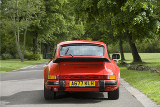 James May sprzedaje Porsche 911 Carrera