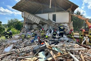 Budynek zawalił się podczas remontu. W gruzach znajdują się ludzie! 