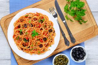 Spaghetti z pomidorami: przepis na proste spaghetti