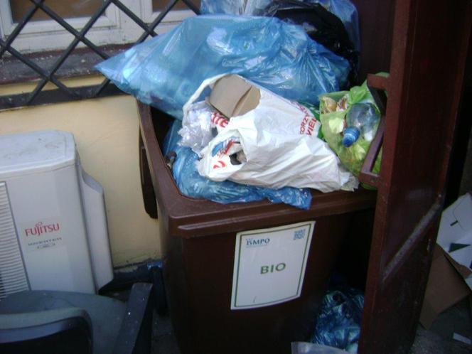 Tak wyglądają nieprawidłowo posegregowane śmieci