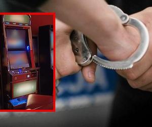 Nielegalne automaty do gier hazardowych, gotówka, kokaina i amunicja w pow. żywieckim