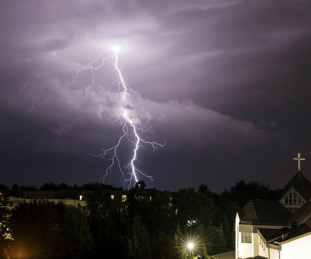 Upały ustąpią burzom. IMGW ostrzega przed huraganami