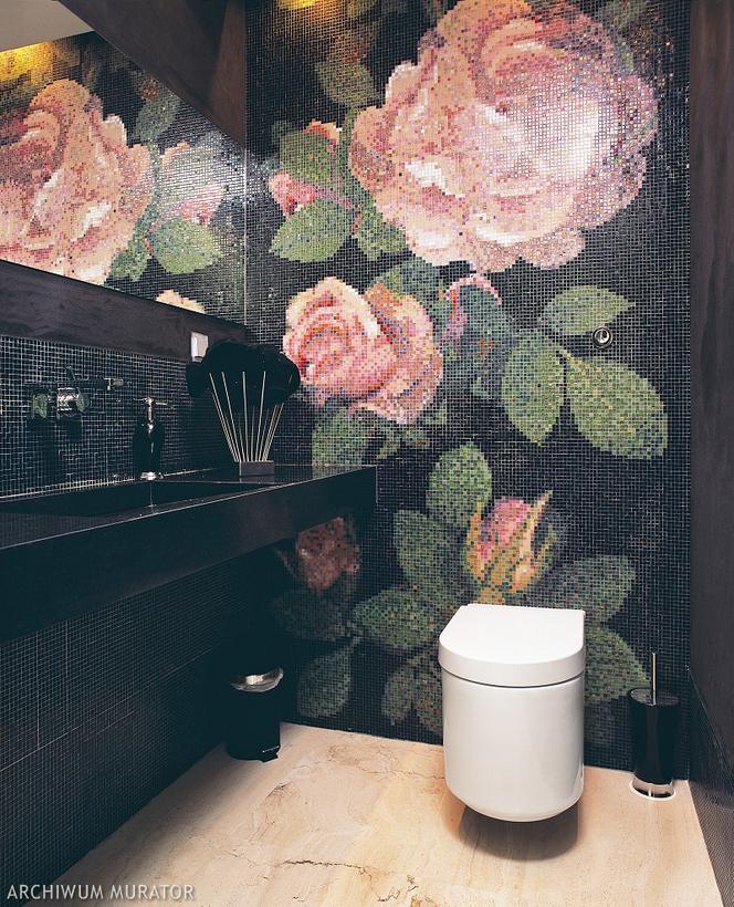 Murale i mozaiki wielkoformatowe na ścianie w łazience