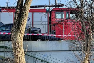 Tragiczny wypadek na Ochocie. Samochód wjechał na chodnik