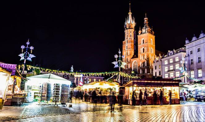 Iluminacje bożonarodzeniowe w Krakowie: Zobacz, jak prezentuje się miasto w świątecznej odsłonie! [GALERIA ZDJĘĆ]