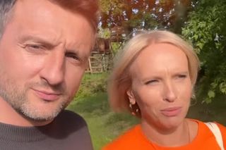 M jak miłość nowy sezon. Dorota (Iwona Rejzner), Bartek (Arkadiusz Smoleński) na planie