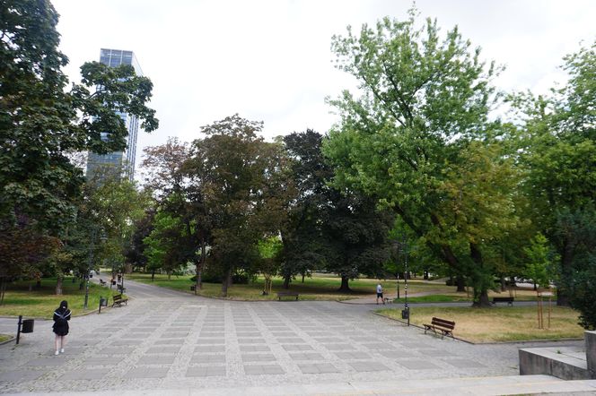 Park Świętokrzyski przed Pałacem Kultury i Nauki w Warszawie