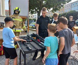 Trwają obchody Święta Policji w Lesznie. Świętują policjanci i policjantki