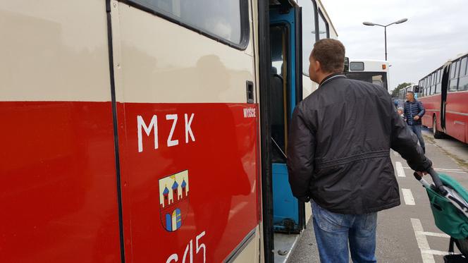 Parada Zabytkowych Autobusów w Bydgoszczy