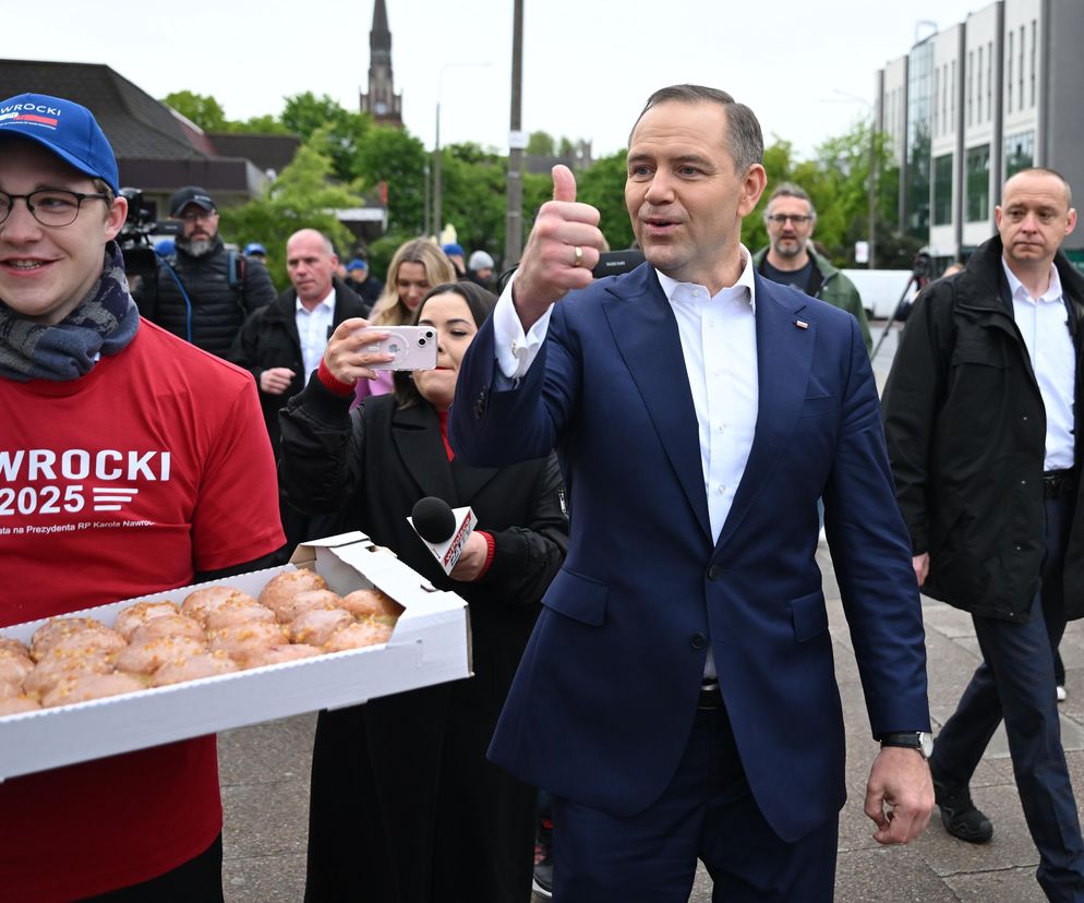 Karol Nawrocki już kontynuuje kampanię. W Gdańsku spotkał się z wyborcami i rozdawał pączki