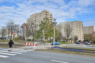 Ekipy remontowe rozpoczynają roboty drogowe mające na celu poprawę bezpieczeństwa na Bemowie