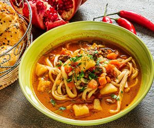 Poznaj przepis na zupę naleśnikową. Szybko zapomnisz o polskich klasykach 