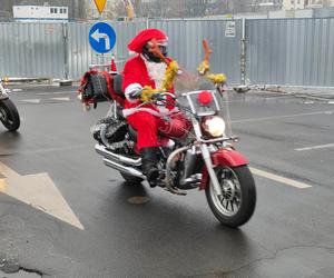 Mikołaje na motocyklach w Manufakturze. Finał corocznej akcji charytatywnej [ZDJĘCIA]