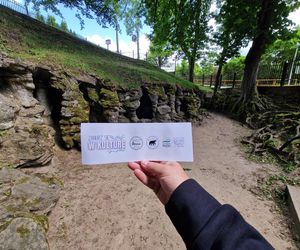 Niepozorna wioska na Pomorzu skrywa coś niesamowitego. Widok jak z baśni, a mało kto o tym wie