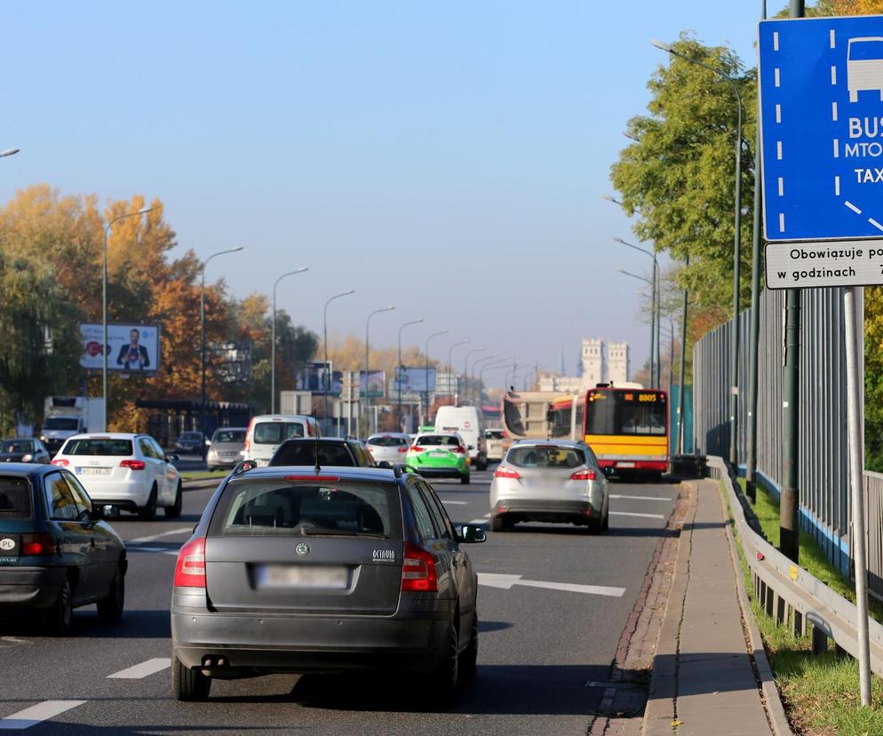 Najdłuższa ulica w Warszawie może zaskoczyć. To nie Marszałkowska ani Puławska