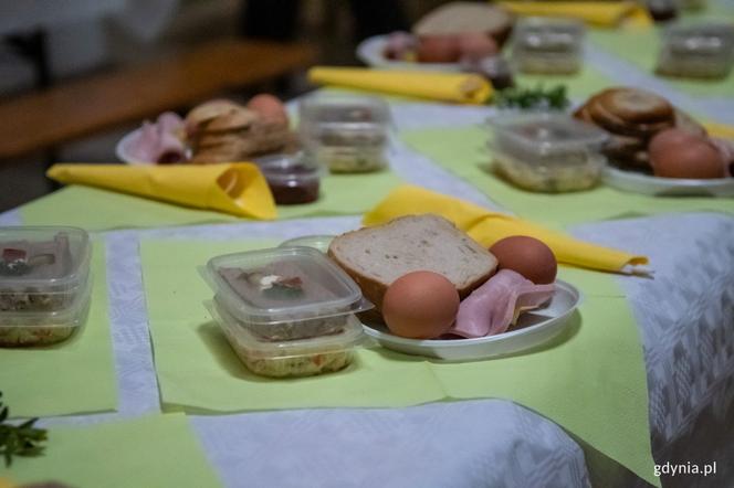 Gdynia: Wielkanocne śniadanie dla samotnych i potrzebujących