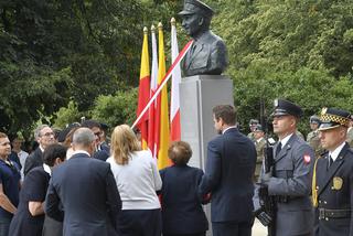 Odsłonięcie pomnika generała Zbigniewa Ścibora Rylskiego