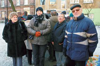 Warszawa: W pączkarni przy ul. Górczewskiej klienci 3 godziny stali po pączki