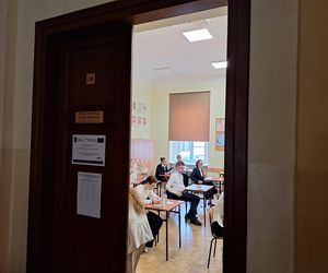 Maturzyści z Rzeszowa rozpoczęli egzaminy 
