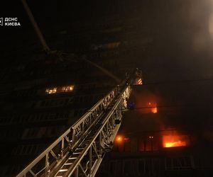 Kijów odcięty od prądu, wybuchy i pożary. Wielki atak Putina
