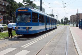 Kraków, komunikacja miejska, tramwaj, autobus