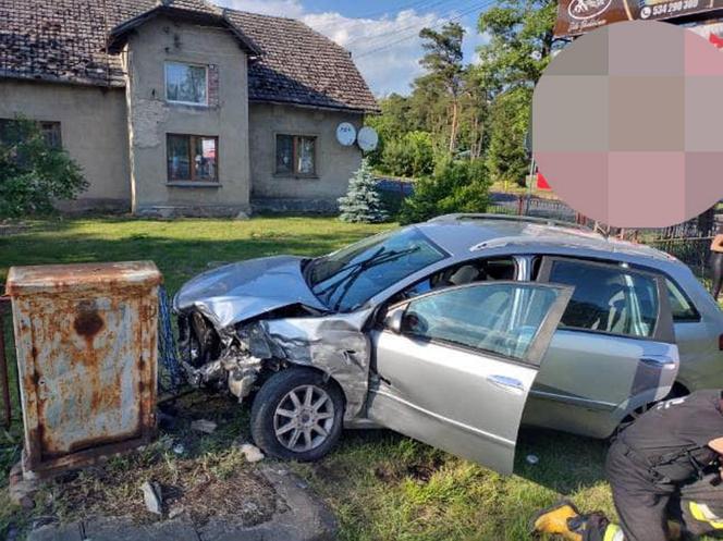 Fatalny wypadek pod Lesznem! Trzy osoby ranne. Śmigłowiec zabrał 42-latka [ZDJĘCIA]