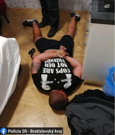 Dramat na Słowacji. Brutalne starcia kiboli Cracovii w Bratysławie